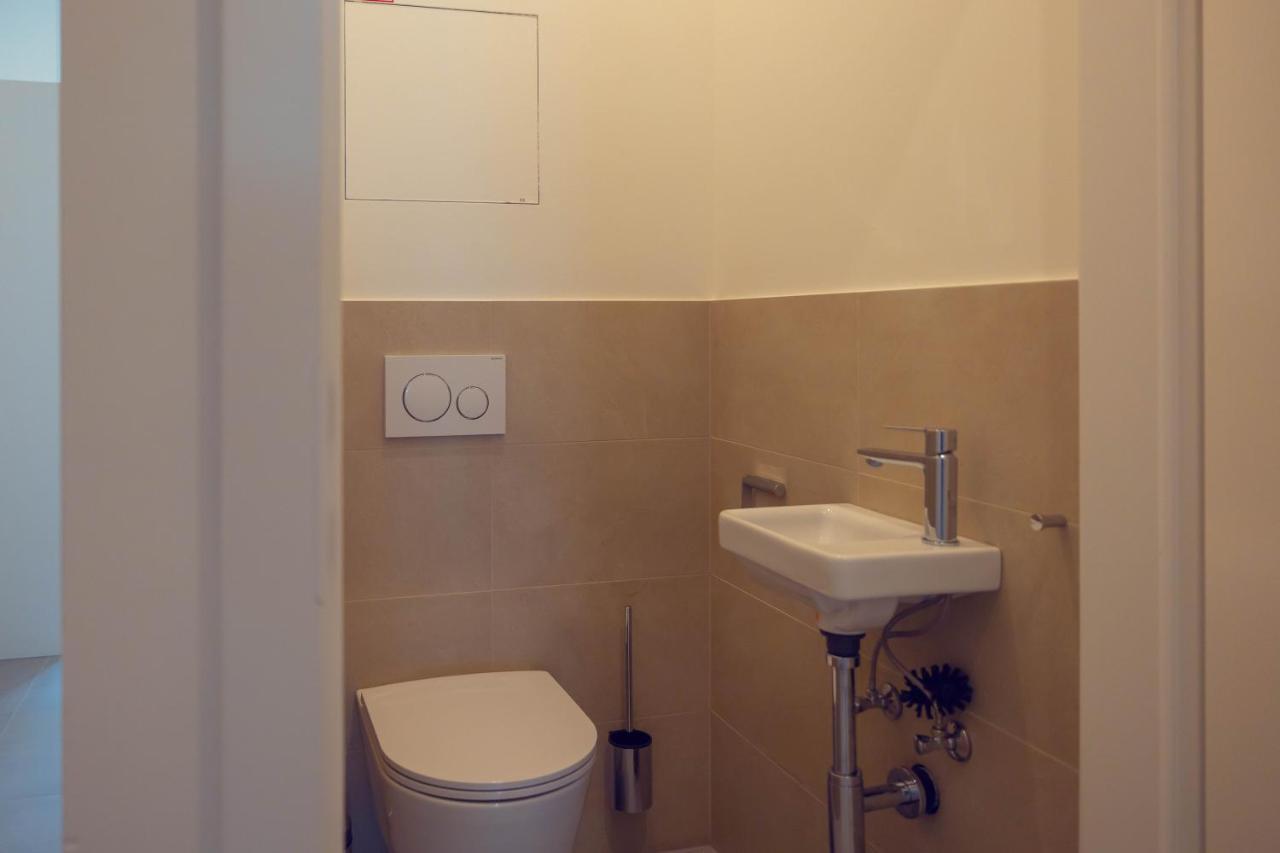 The 77 Berta Appartement Wenen Buitenkant foto